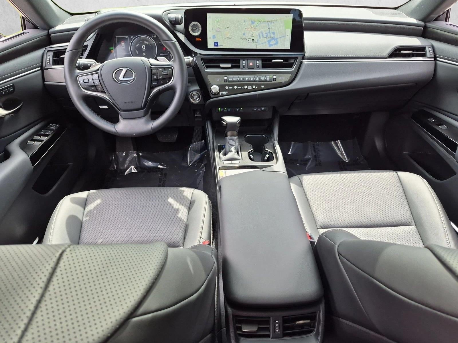 2025 Lexus ES 300h FWD