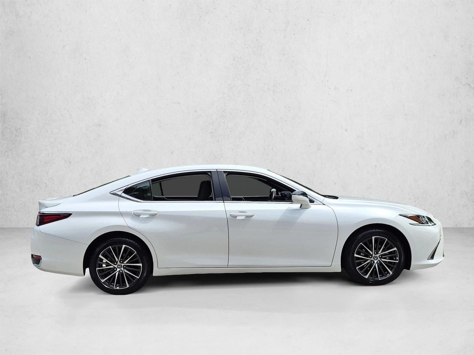2025 Lexus ES 300h FWD