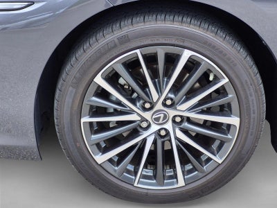 2025 Lexus ES 300h FWD