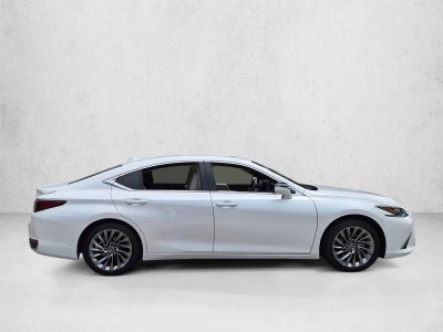 2024 Lexus ES 300h Ultra Luxury FWD