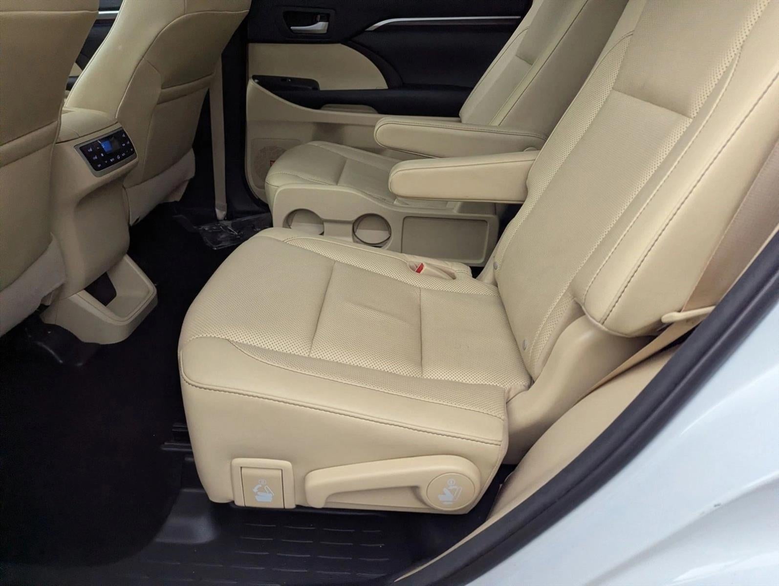 2016 Toyota Highlander AWD 4dr V6 Limited Platinum (Natl)