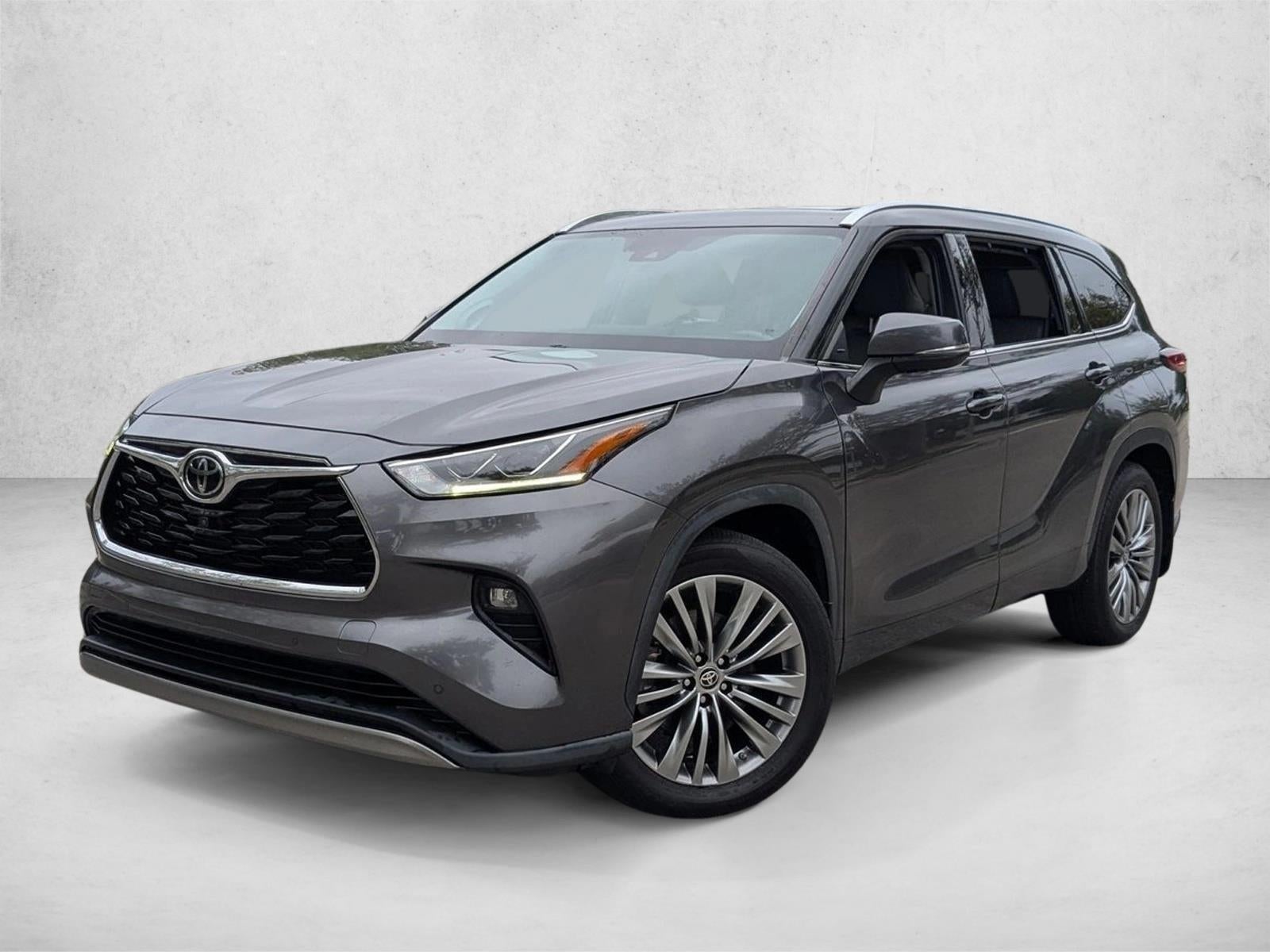 2022 Toyota Highlander Platinum AWD (Natl)