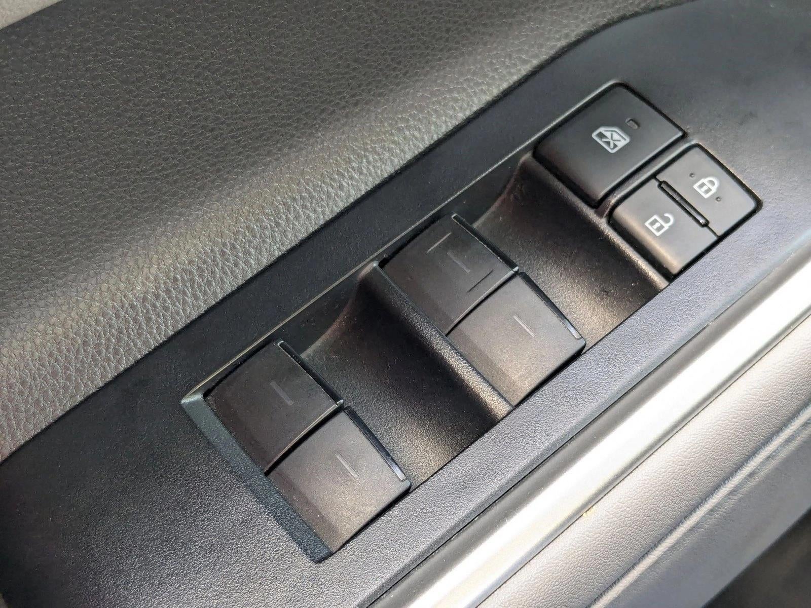 2021 Toyota Highlander XLE FWD (Natl)