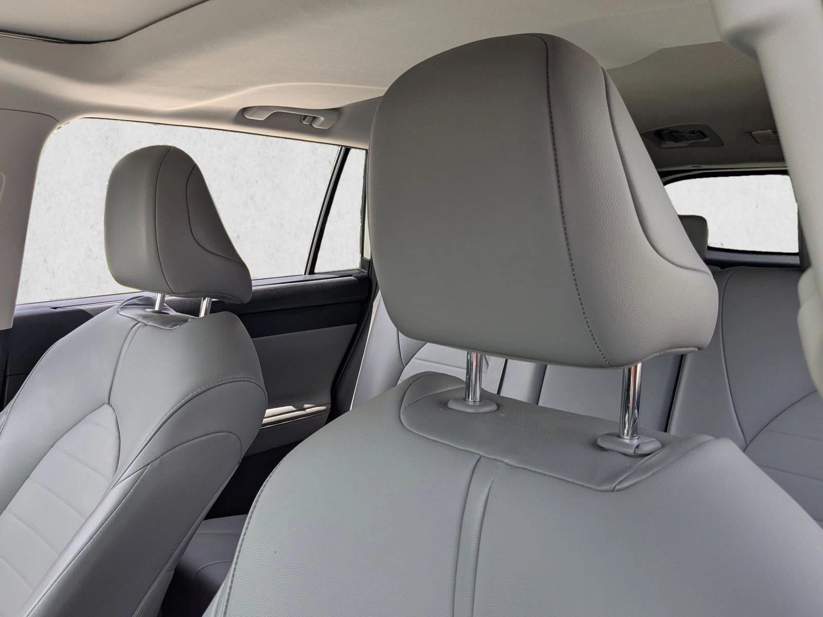 2021 Toyota Highlander XLE FWD (Natl)