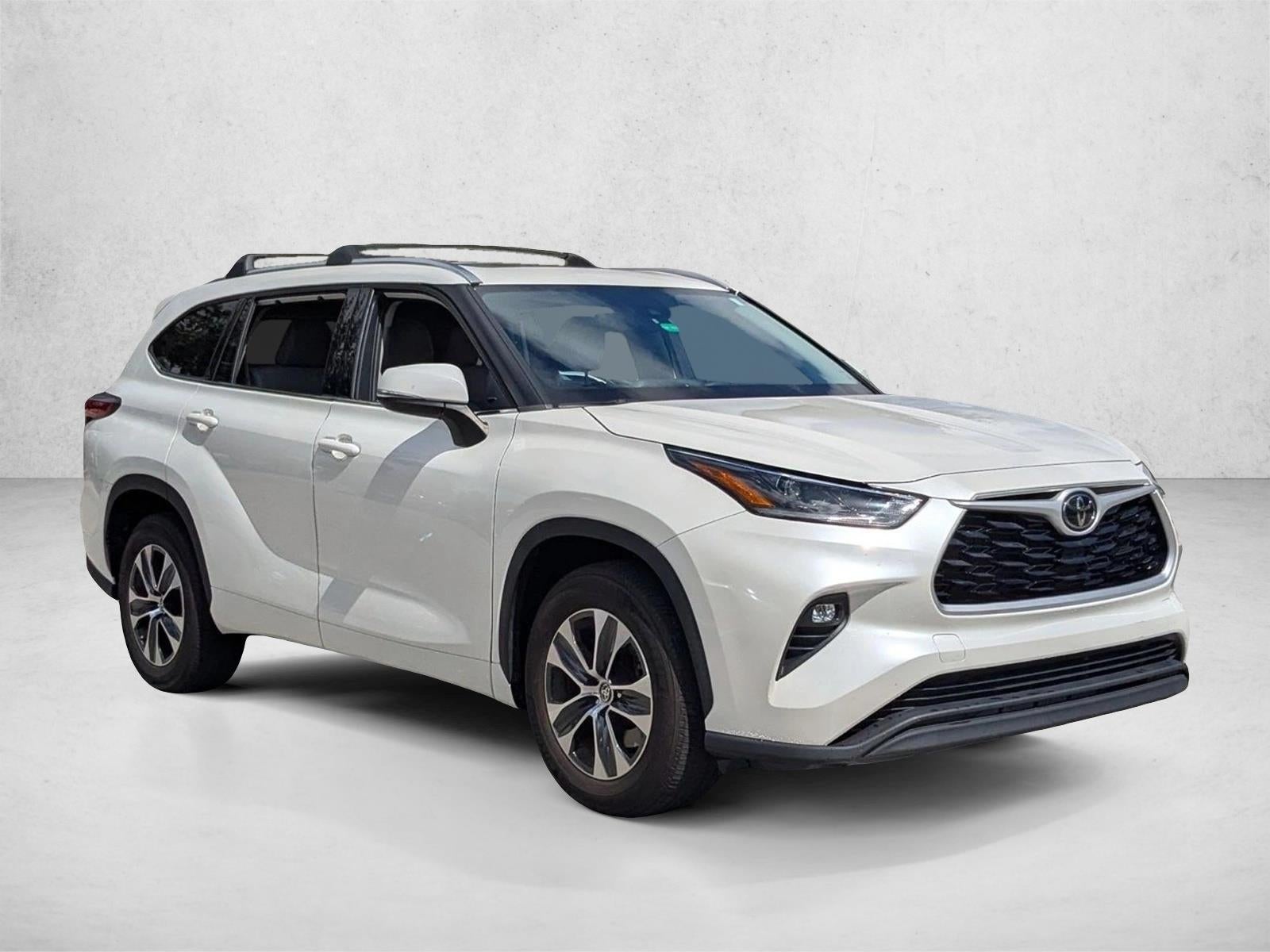 2021 Toyota Highlander XLE FWD (Natl)