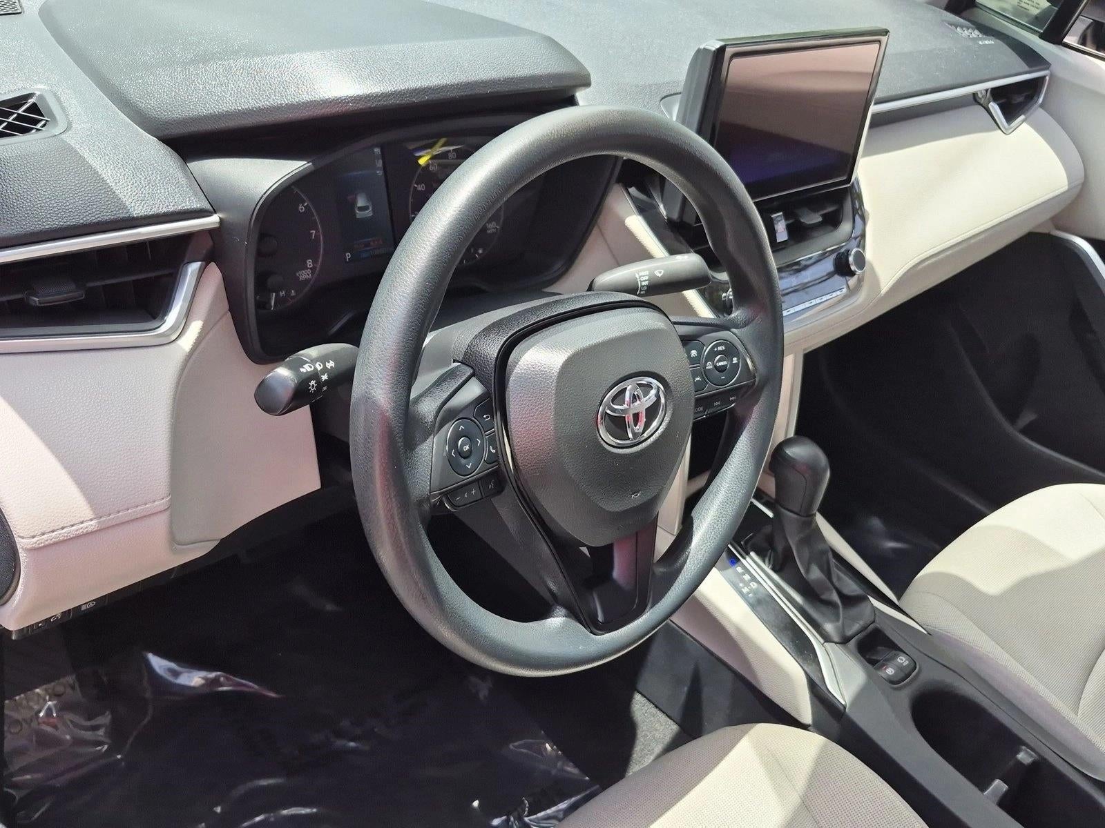 2024 Toyota Corolla Cross L 2WD (Natl)