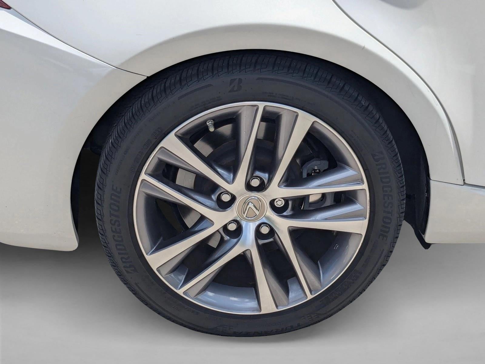 2018 Lexus IS 300 RWD