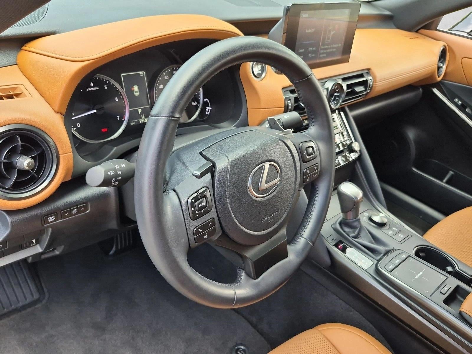 2024 Lexus IS 350 F SPORT Design RWD