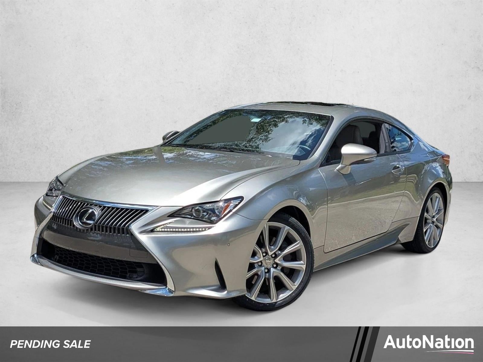 2015 Lexus RC 350's photo