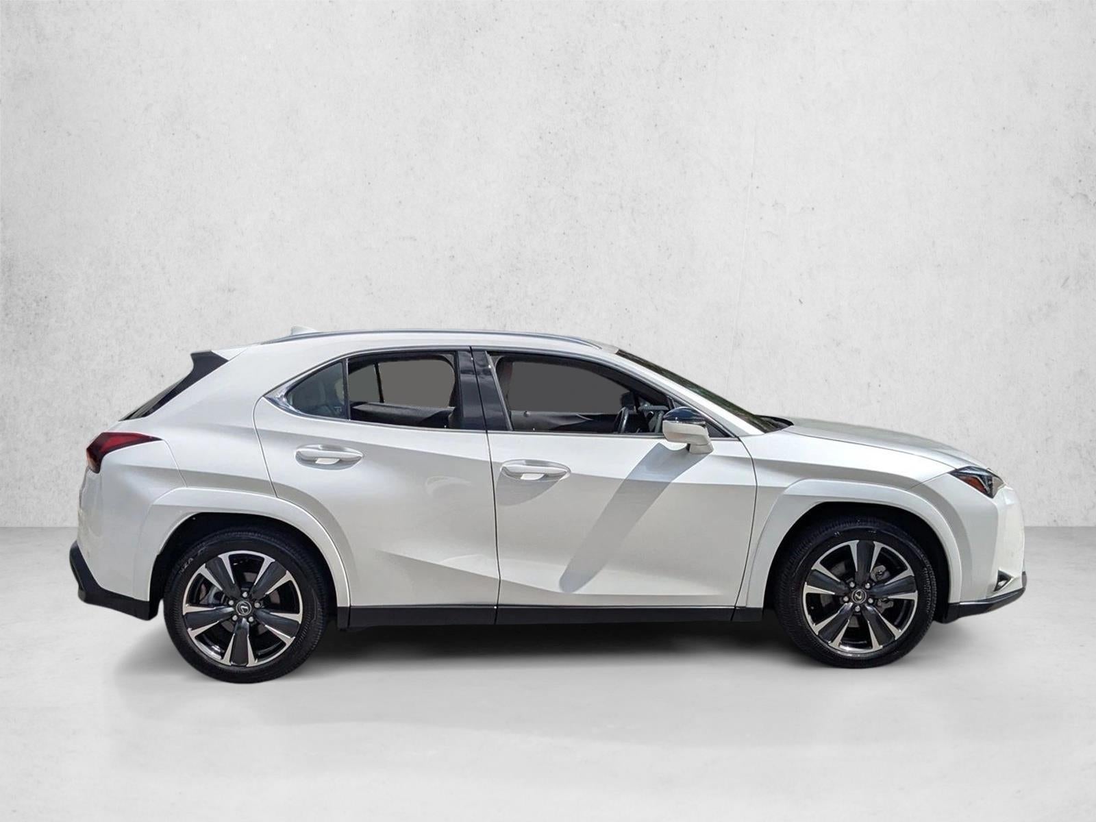 2025 Lexus UX 300h Premium FWD