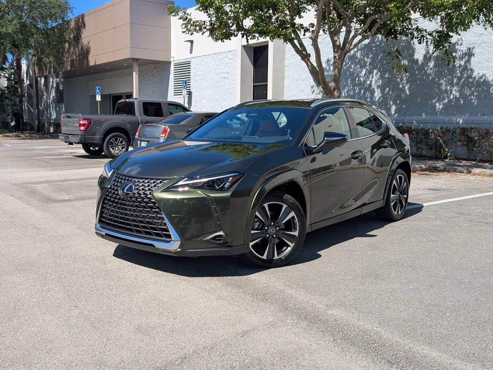 2025 Lexus UX 300h Premium FWD