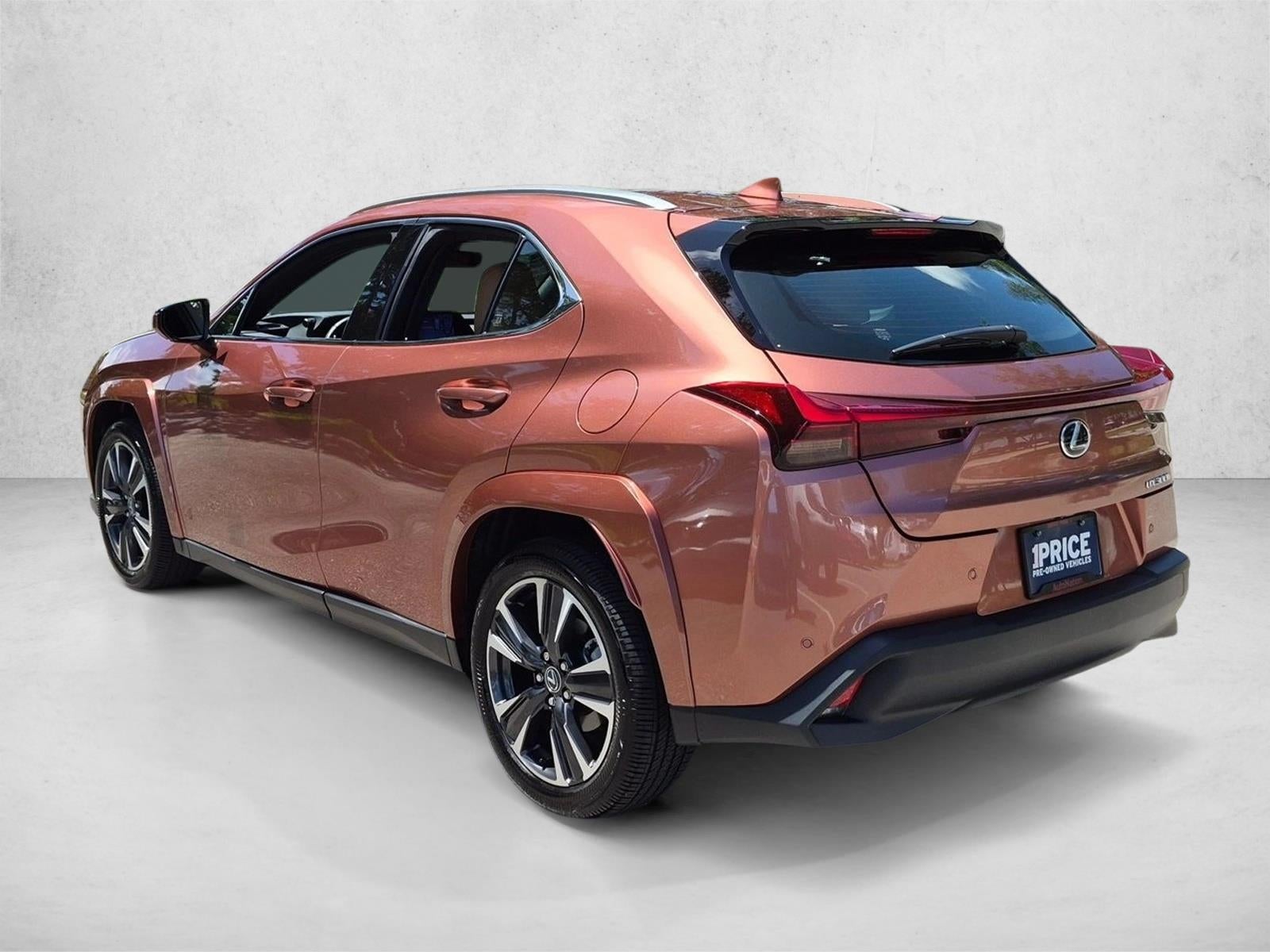 2025 Lexus UX 300h Premium FWD