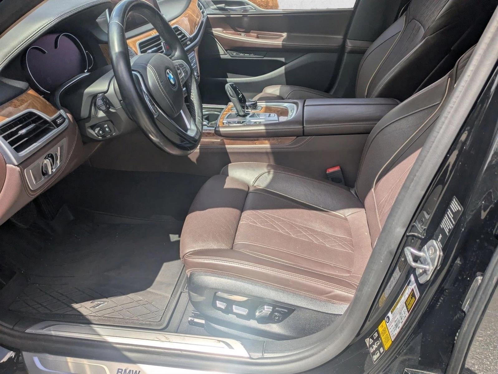 2019 BMW 750i xDrive Sedan