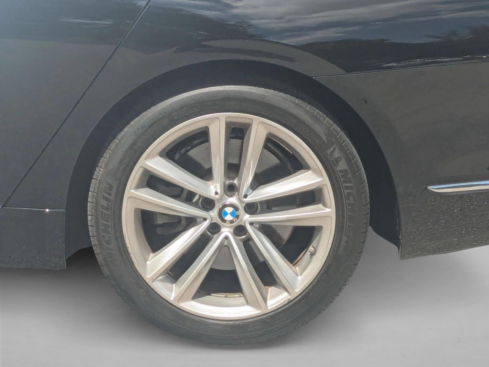 2019 BMW 750i xDrive Sedan