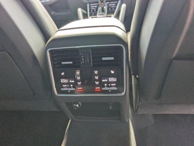 2023 Porsche Cayenne Platinum Edition Coupe AWD