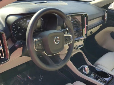 2022 Volvo XC40 T4 FWD Inscription