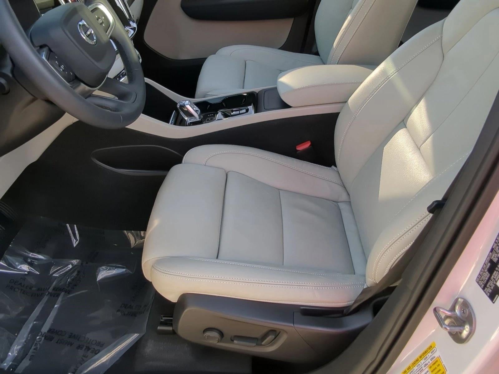 2022 Volvo XC40 T4 FWD Inscription