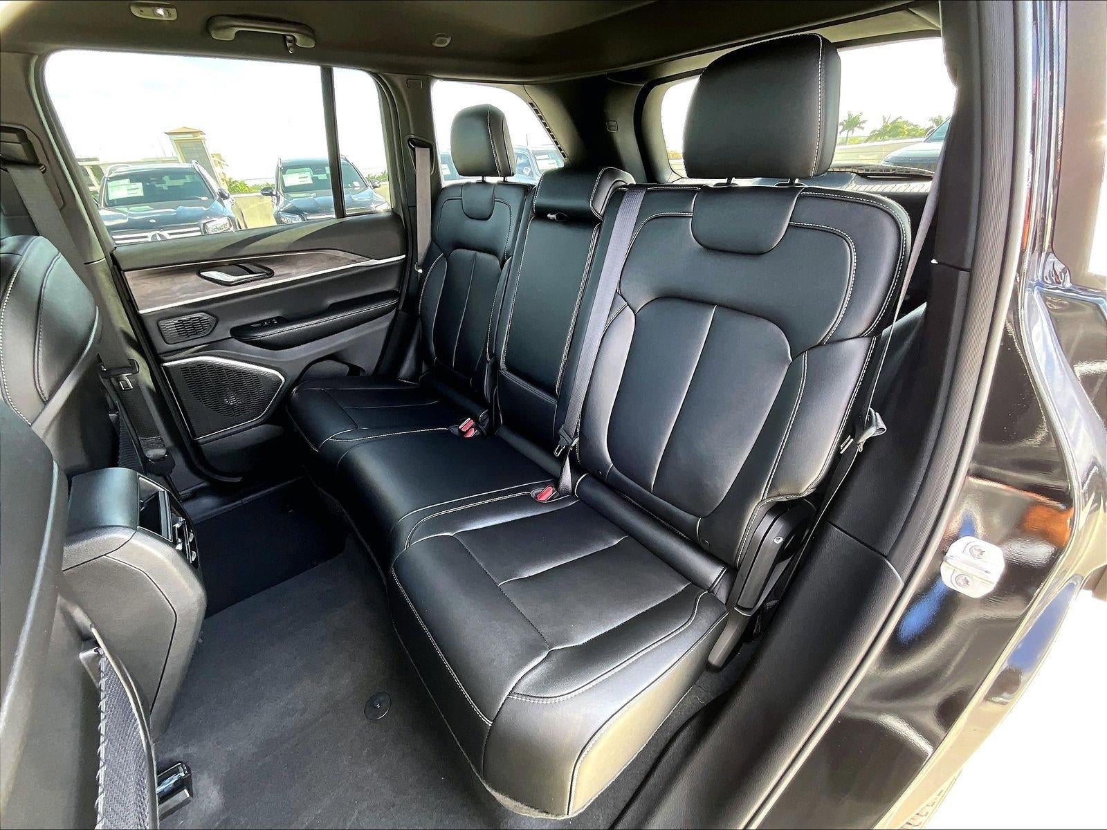 2024 Jeep Grand Cherokee Limited 4x2