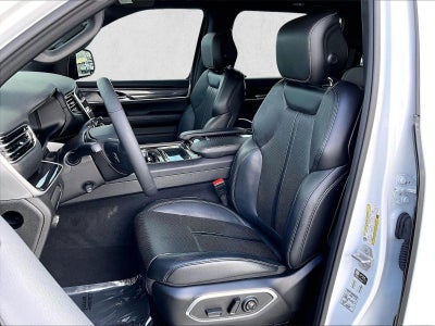 2024 Jeep Wagoneer 4x2