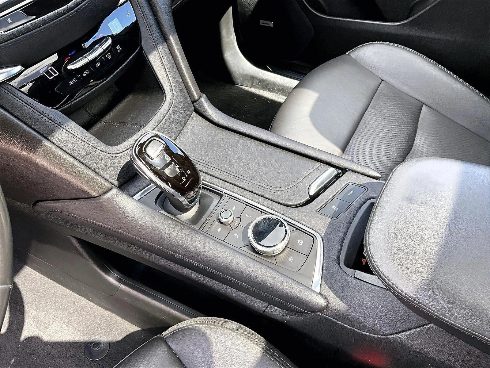 2021 Cadillac XT5 AWD 4dr Premium Luxury