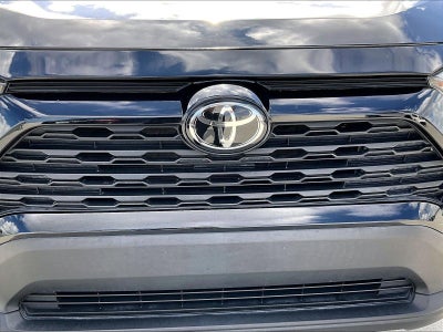 2021 Toyota RAV4 LE FWD (GS)