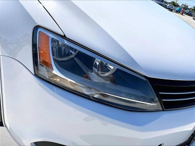 2013 Volkswagen Jetta 4dr Auto SE with Convenience Sedan