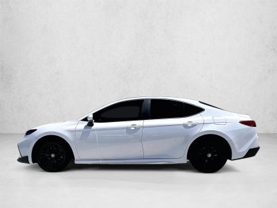 2025 Toyota Camry SE (Natl)