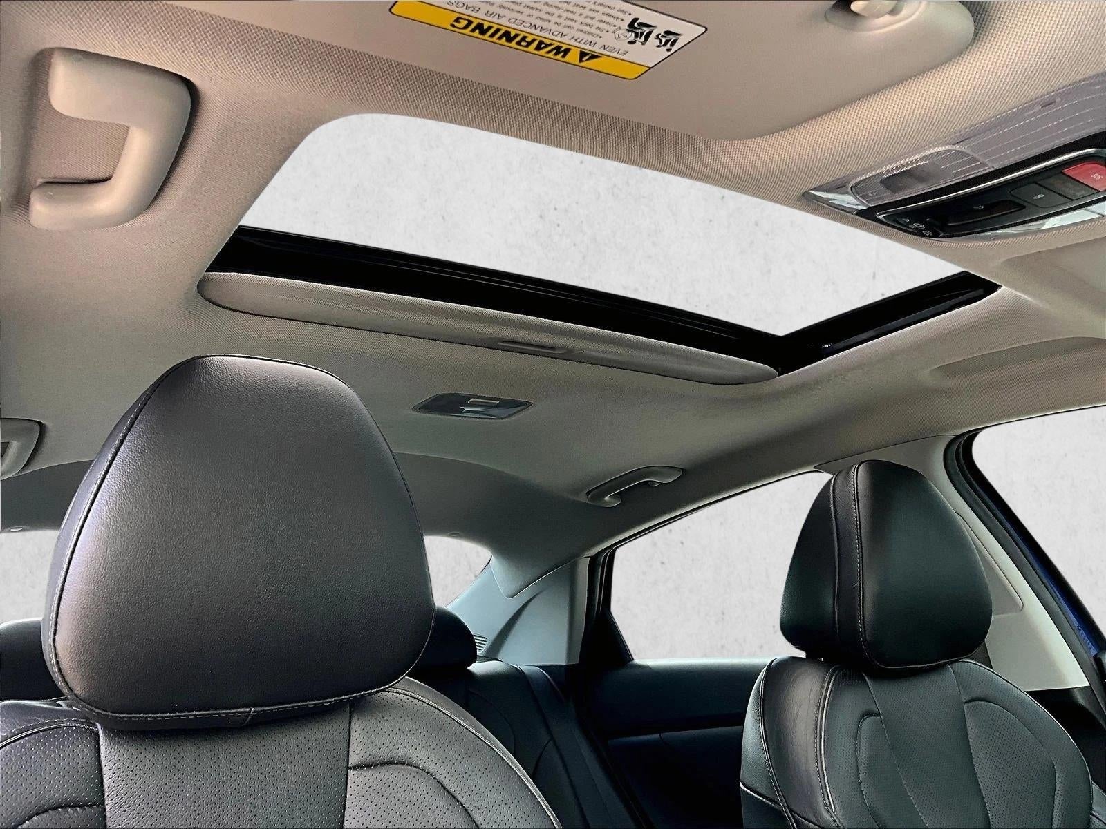 2023 Hyundai ELANTRA Limited IVT