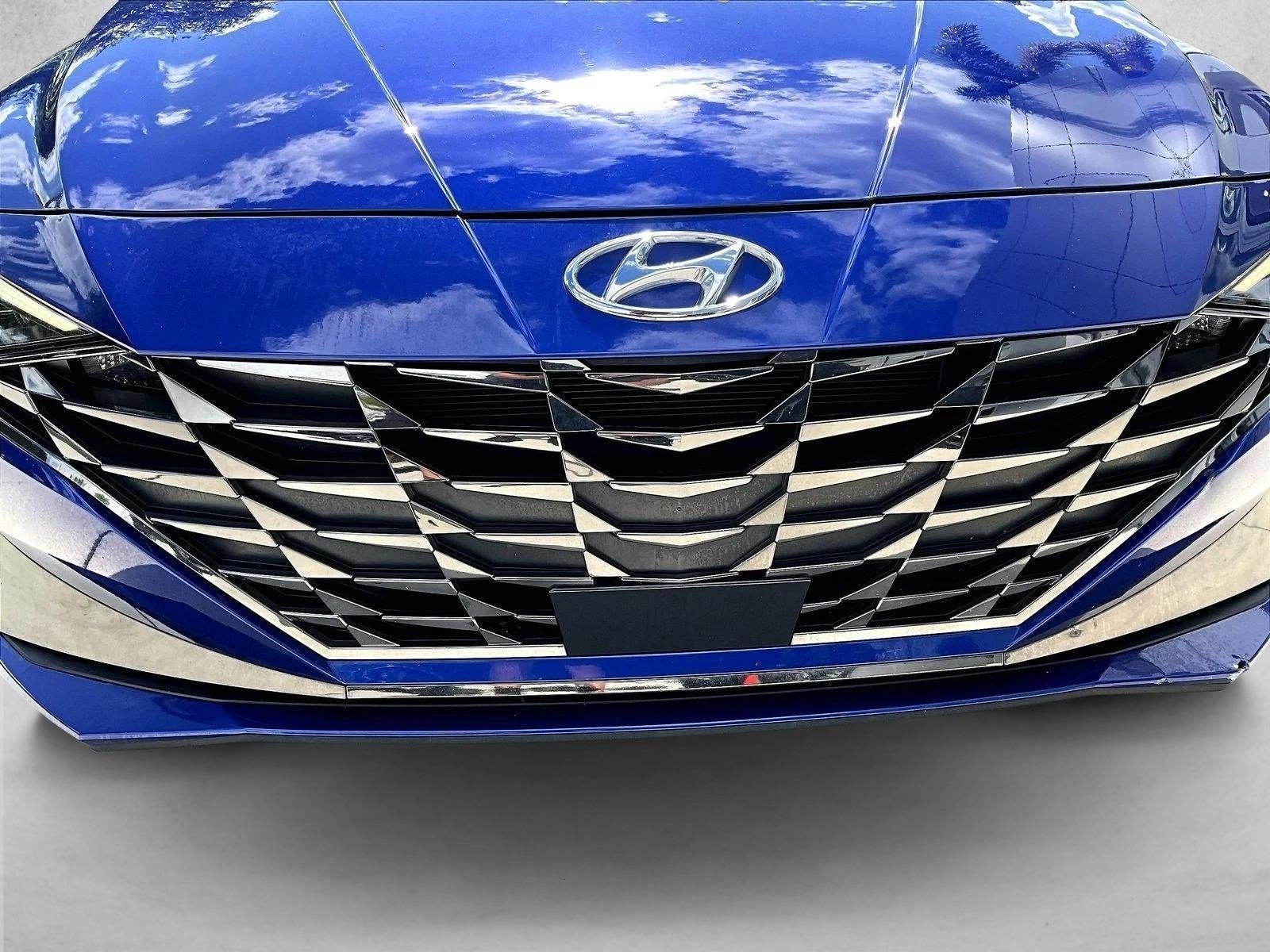 2023 Hyundai ELANTRA Limited IVT