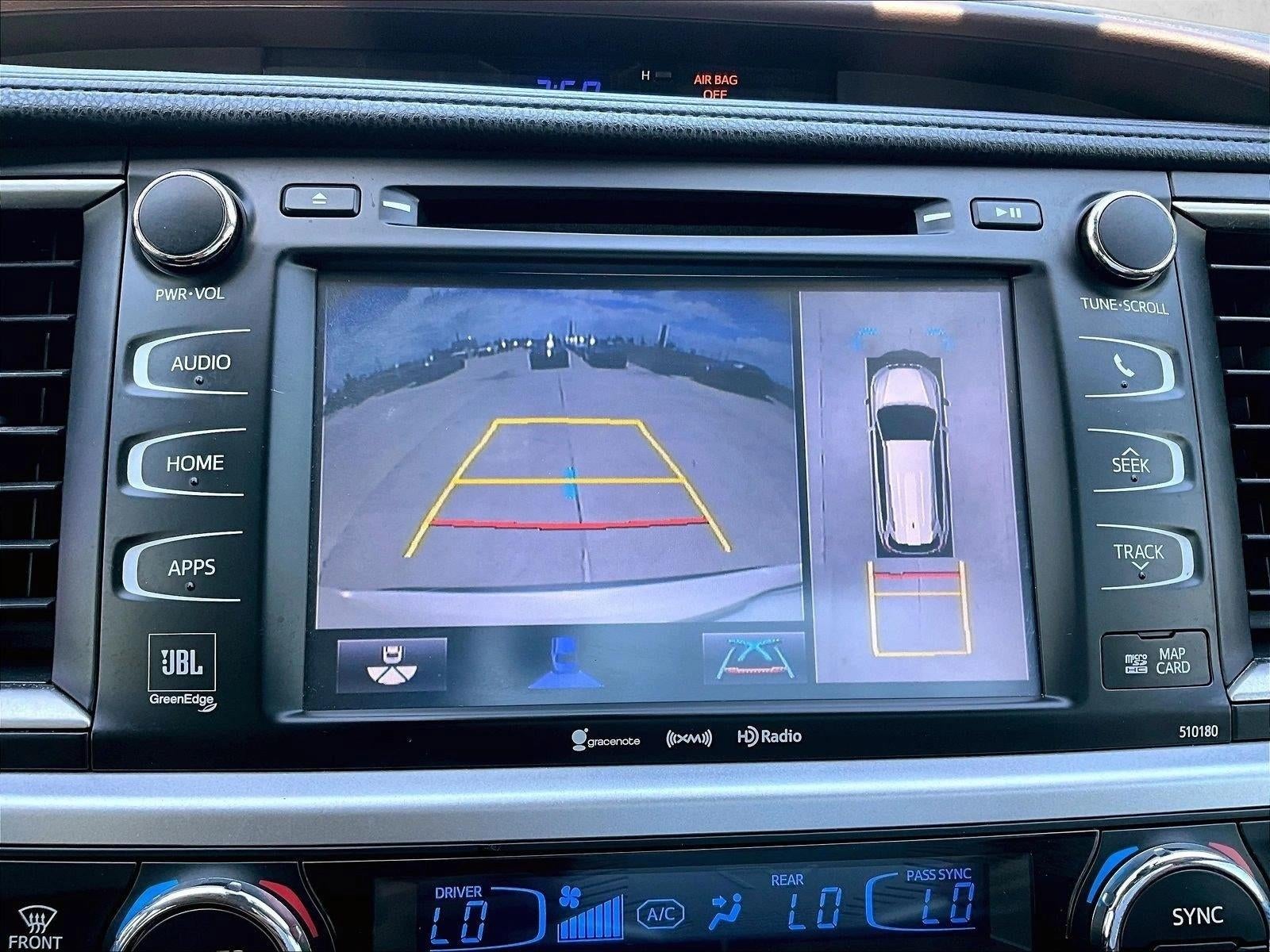 2017 Toyota Highlander Limited Platinum V6 FWD (Natl)