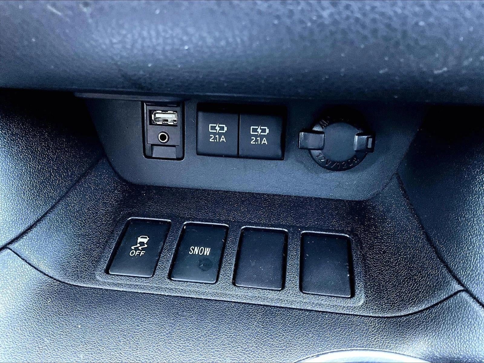 2017 Toyota Highlander Limited Platinum V6 FWD (Natl)
