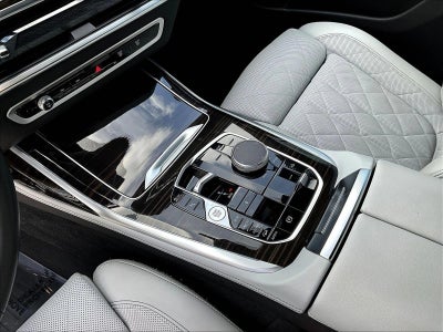 2024 BMW X7 xDrive40i Sports Activity Vehicle