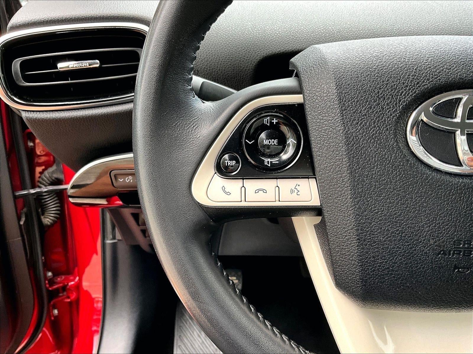 2017 Toyota Prius Prime Premium (Natl)