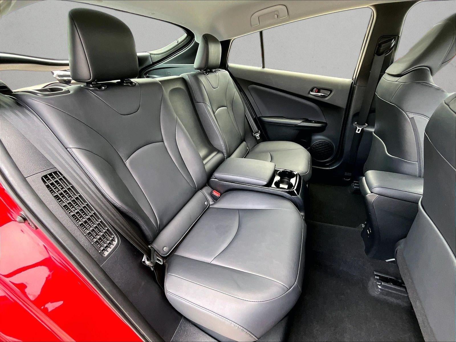 2017 Toyota Prius Prime Premium (Natl)