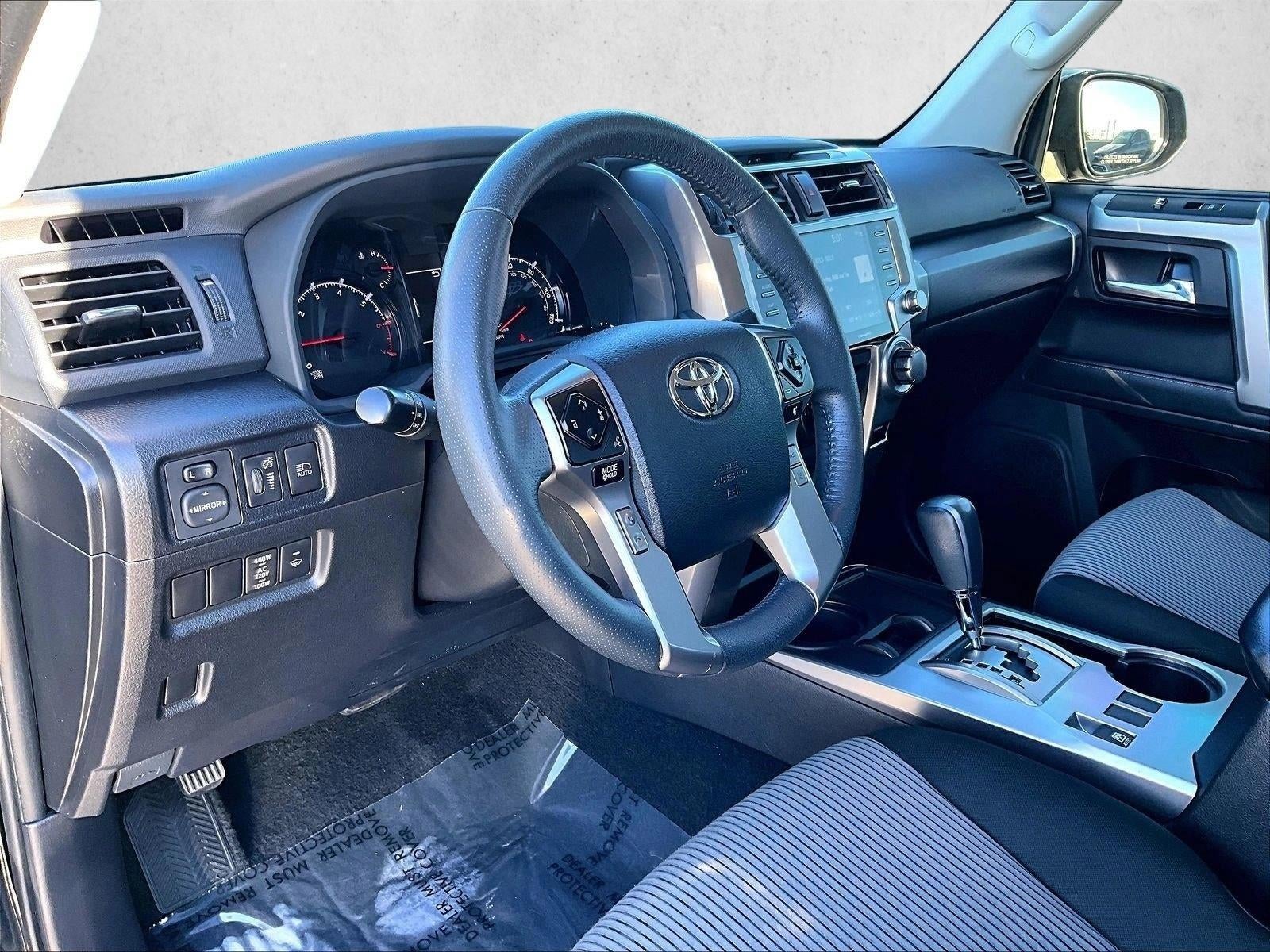 2022 Toyota 4Runner SR5 2WD (Natl)