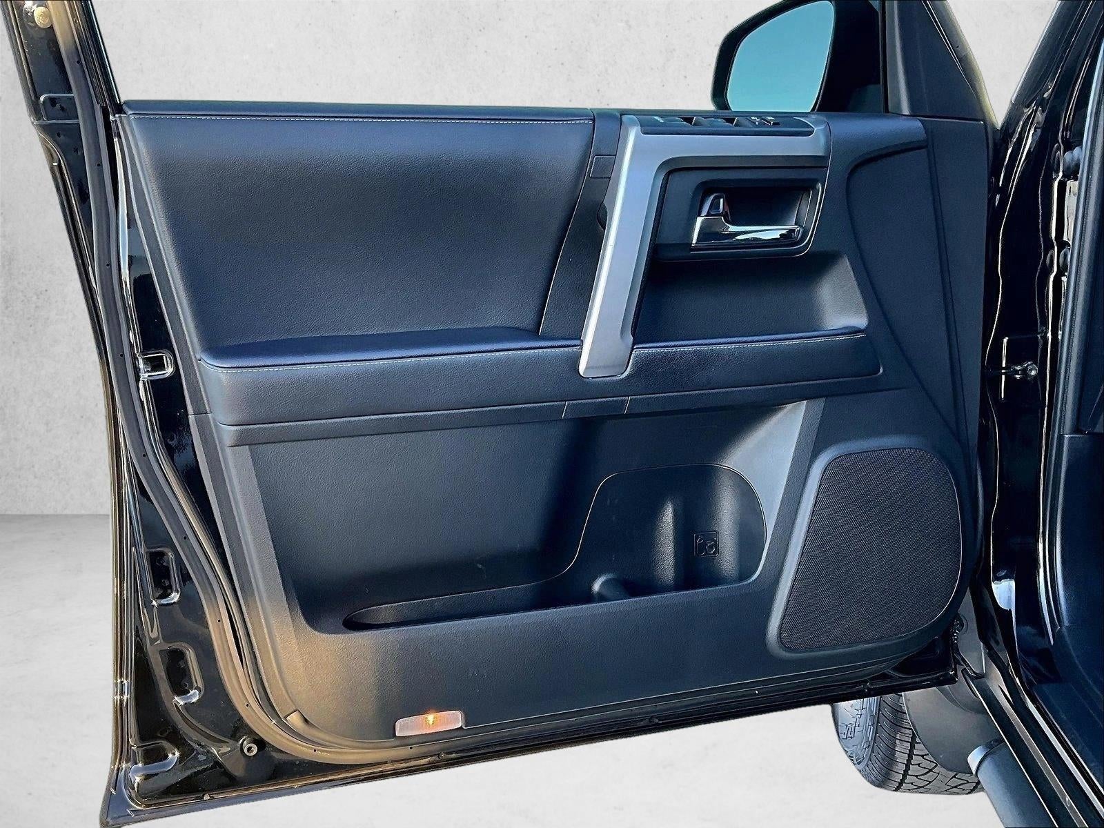 2022 Toyota 4Runner SR5 2WD (Natl)