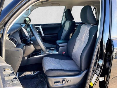 2022 Toyota 4Runner SR5 2WD (Natl)