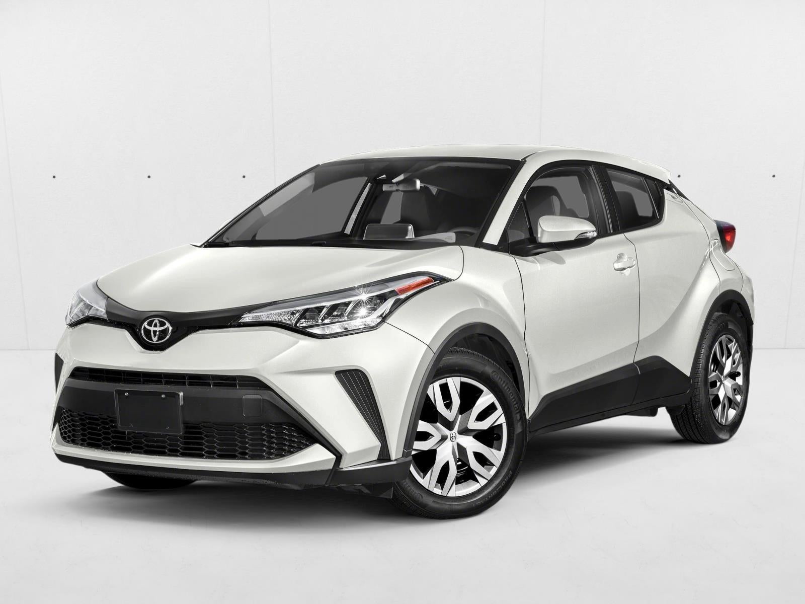 2020 Toyota C-HR LE's photo