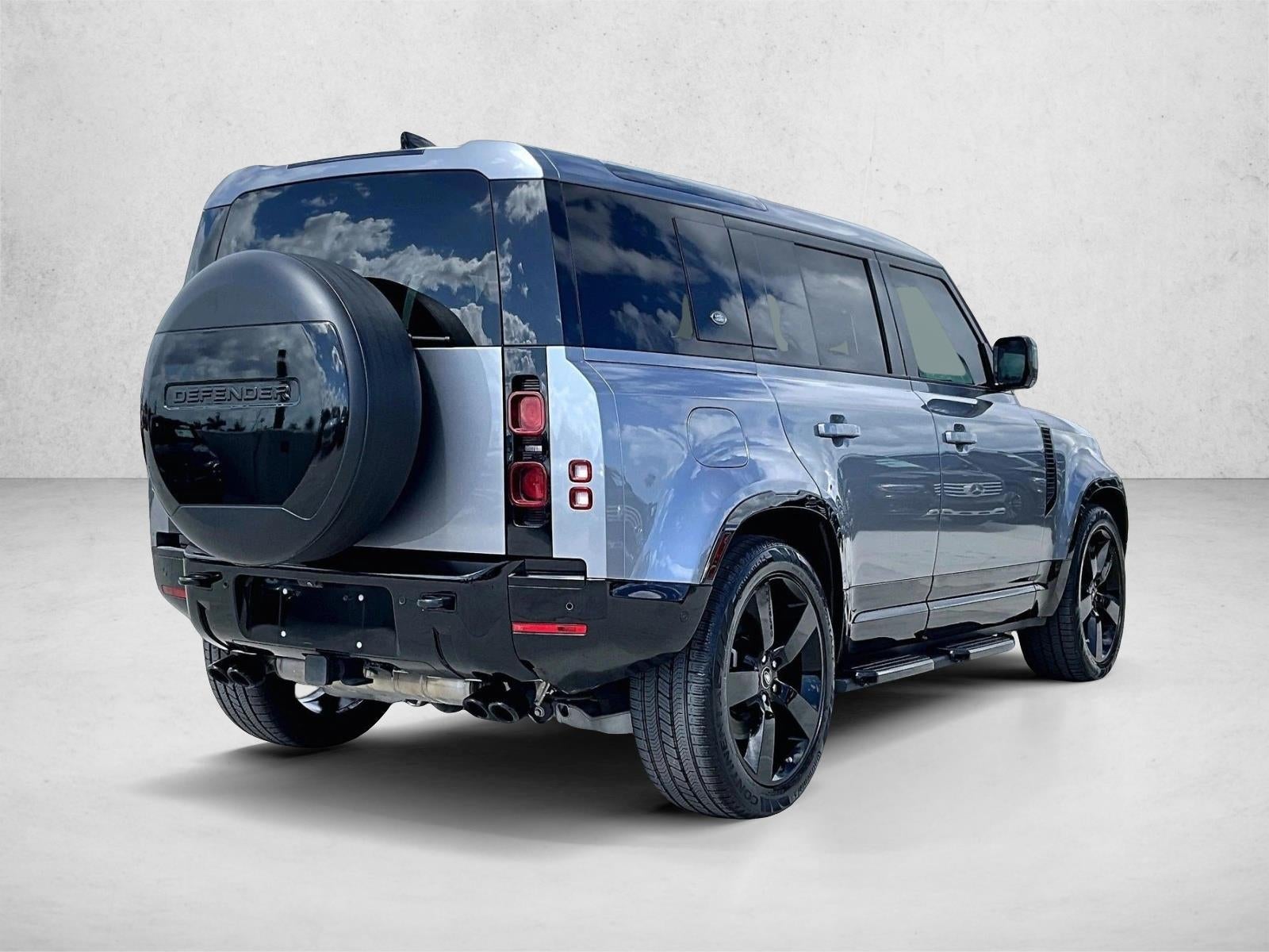 2024 Land Rover Defender 110 P500 SE