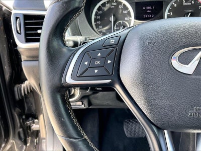 2019 INFINITI QX30 LUXE FWD