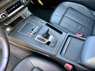 2020 Audi Q5 Premium 55 TFSI e quattro