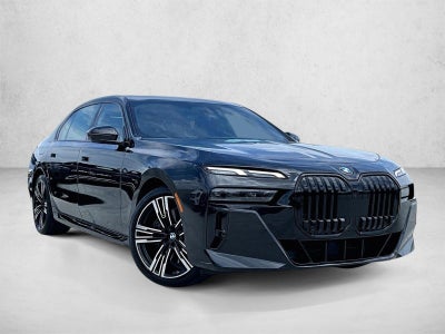 2023 BMW 760i xDrive Sedan