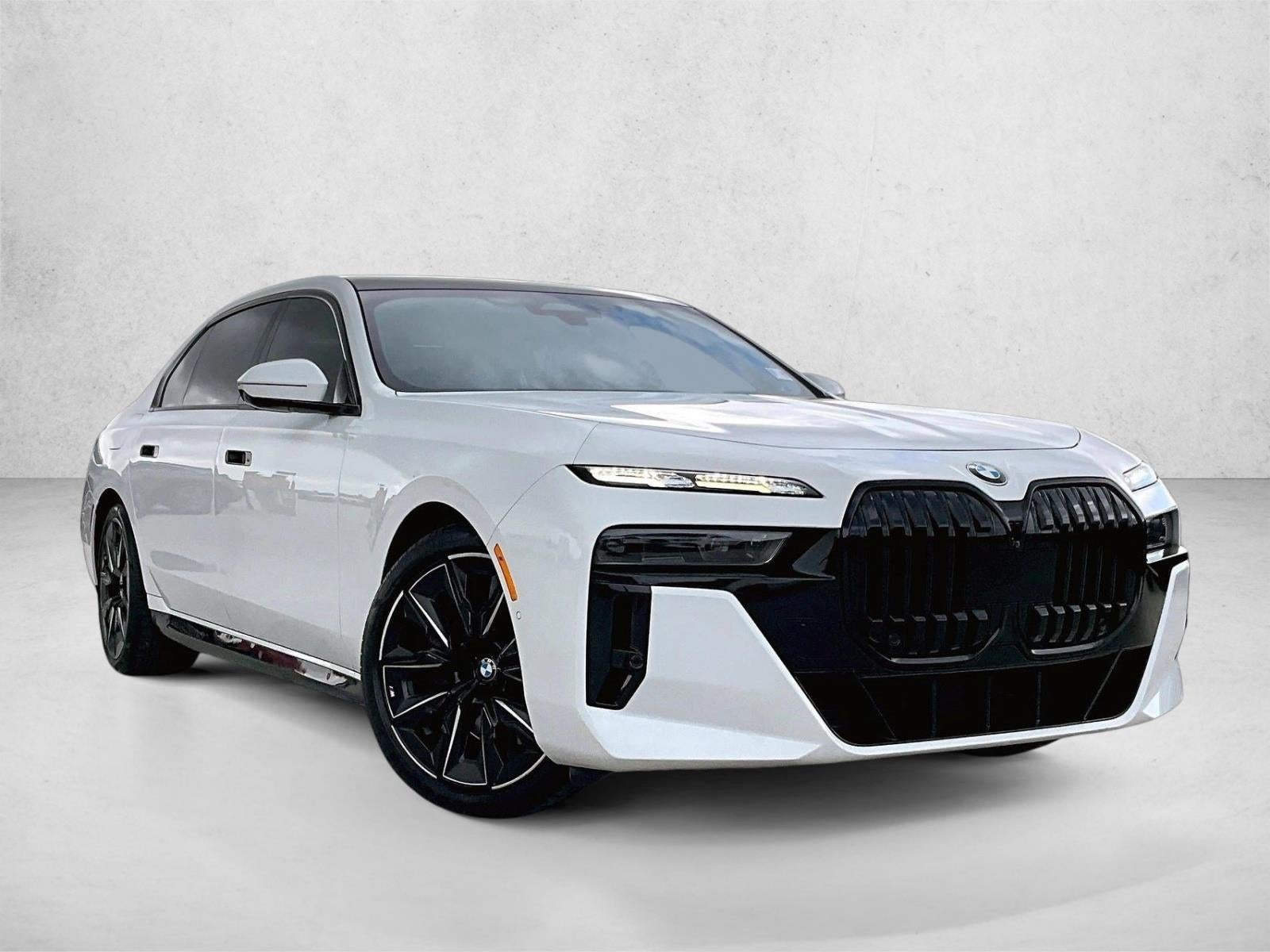 2023 BMW 760i xDrive Sedan