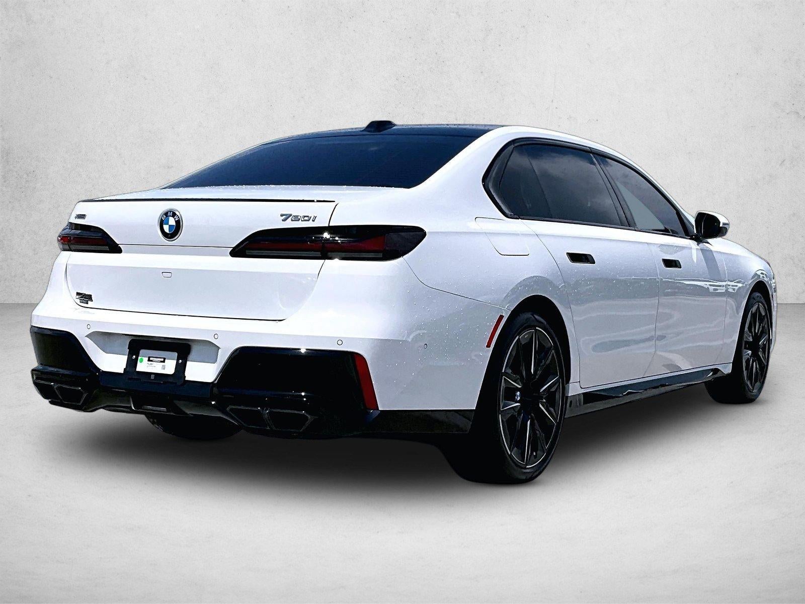 2023 BMW 760i xDrive Sedan