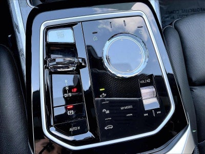 2023 BMW 760i xDrive Sedan