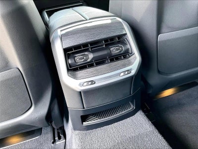 2023 BMW 760i xDrive Sedan