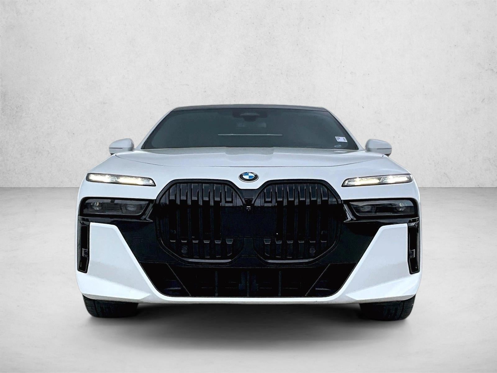 2023 BMW 760i xDrive Sedan