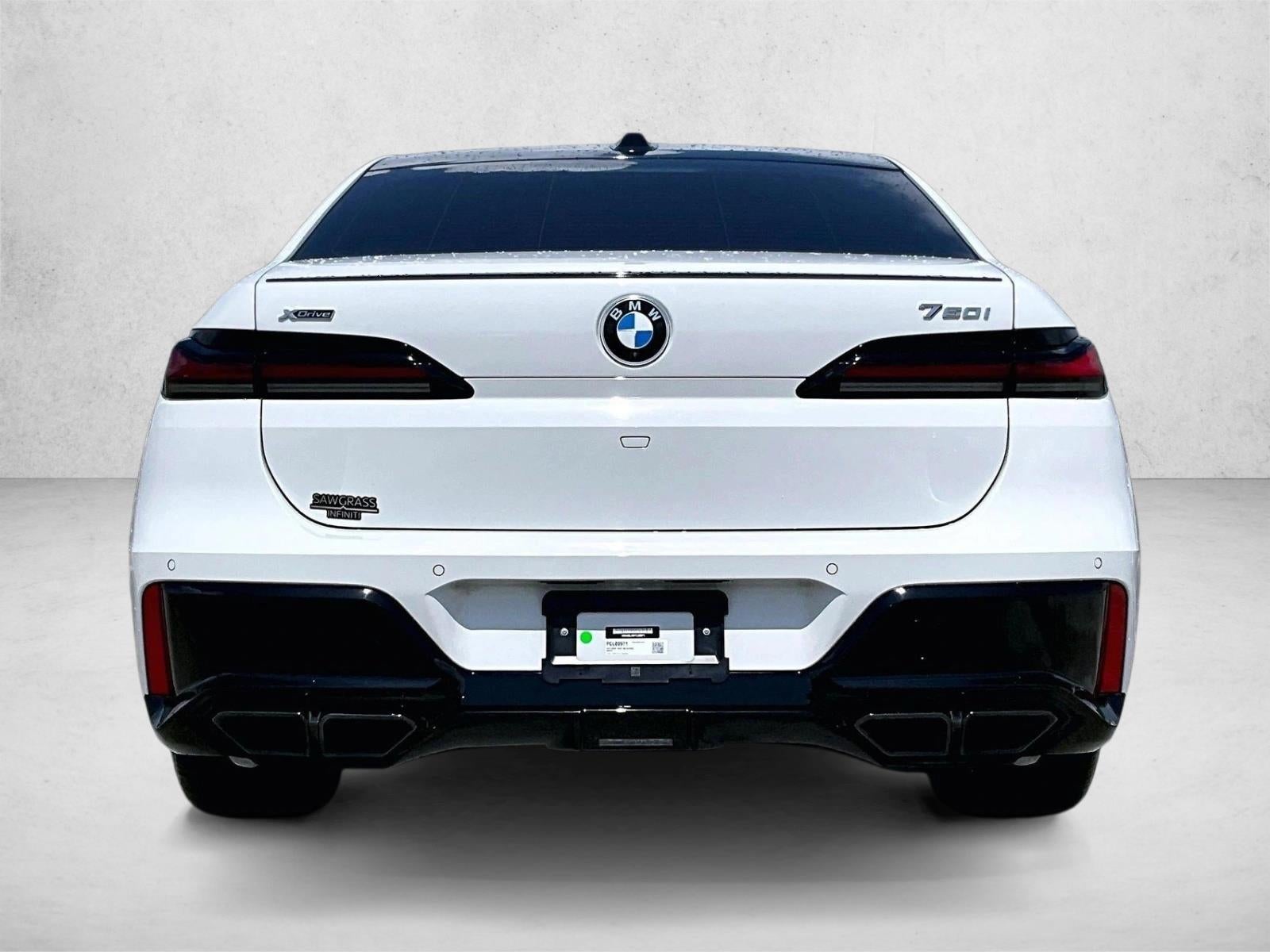 2023 BMW 760i xDrive Sedan