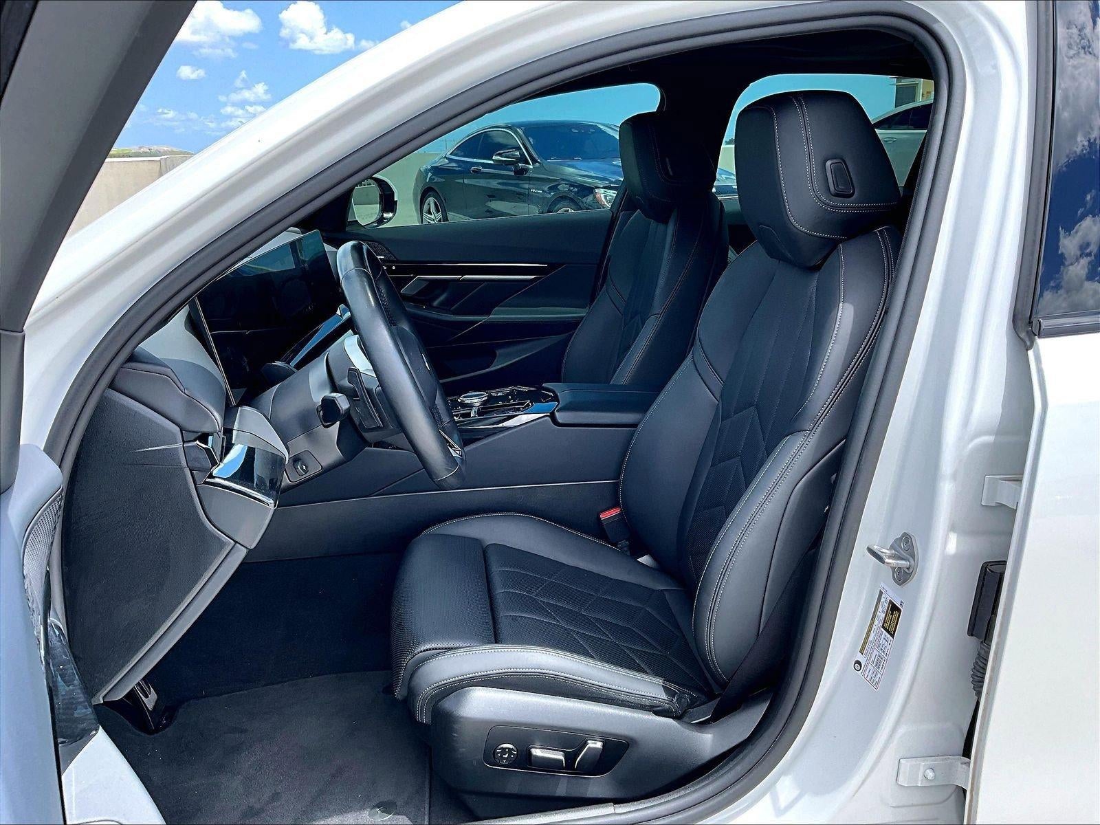 2024 BMW 530i Sedan