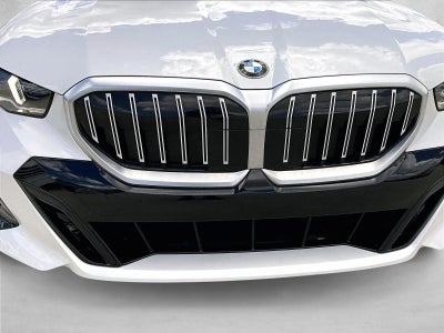 2024 BMW 530i Sedan